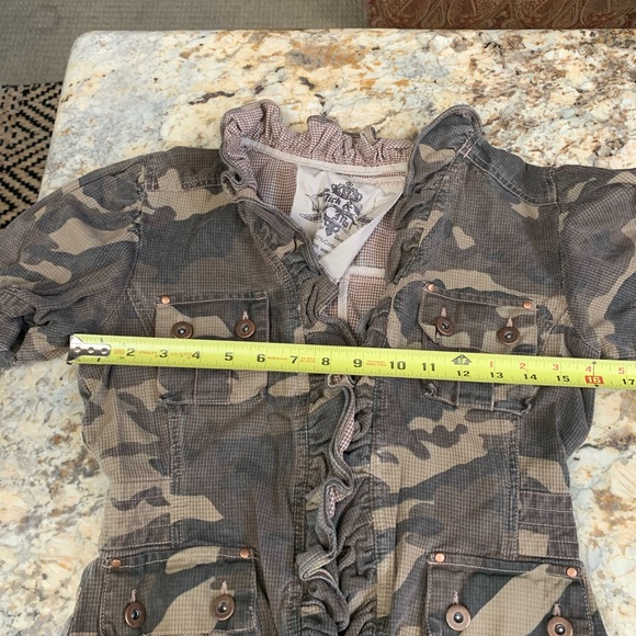 Nick and Mo SZ MD girls camouflage ruffle top - Picture 9 of 14